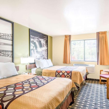 ซูเปอร์ 8 บาย วินด์แฮม วีลลิง Hotel วีลลิ่ง ภายนอก รูปภาพ