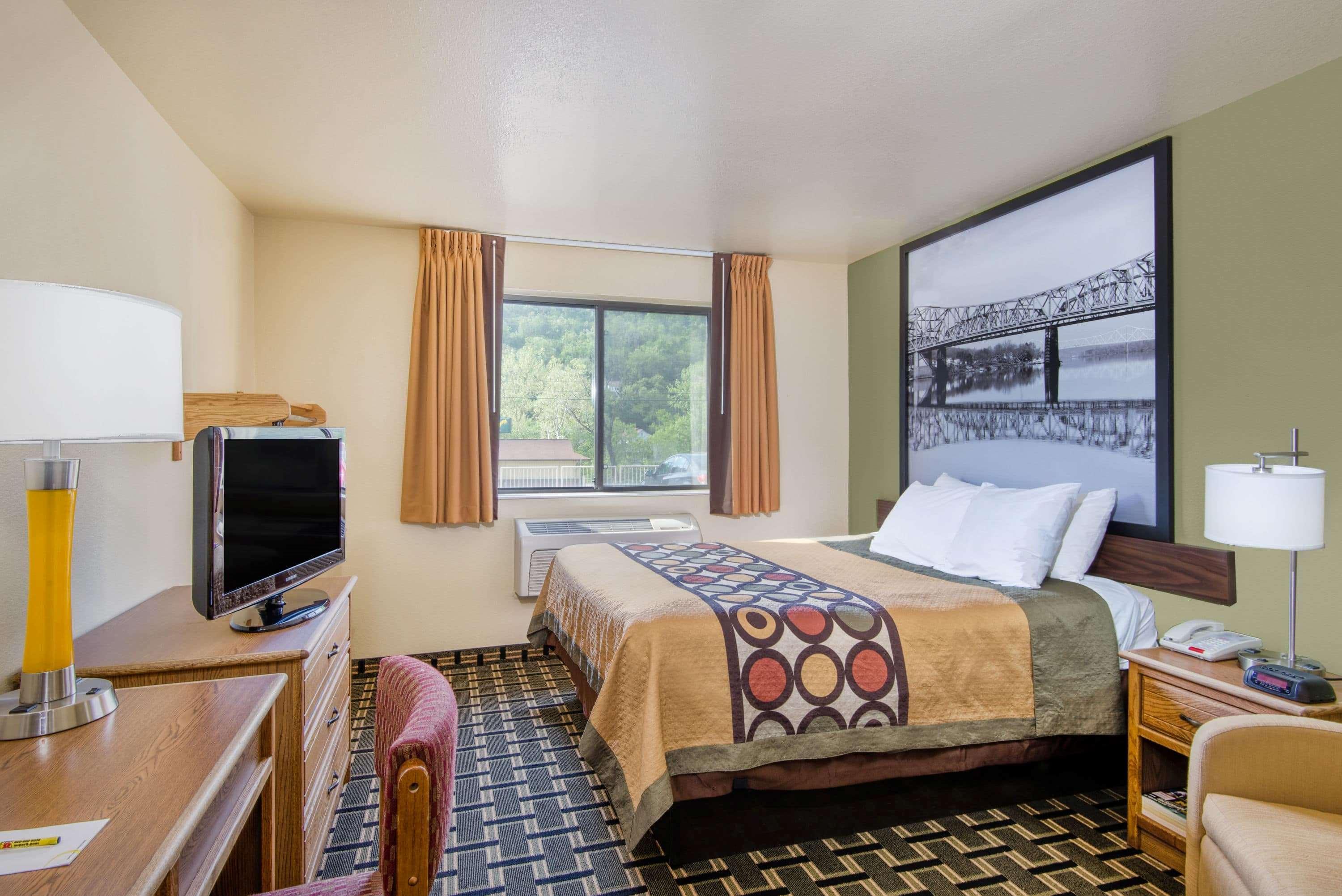 ซูเปอร์ 8 บาย วินด์แฮม วีลลิง Hotel วีลลิ่ง ภายนอก รูปภาพ