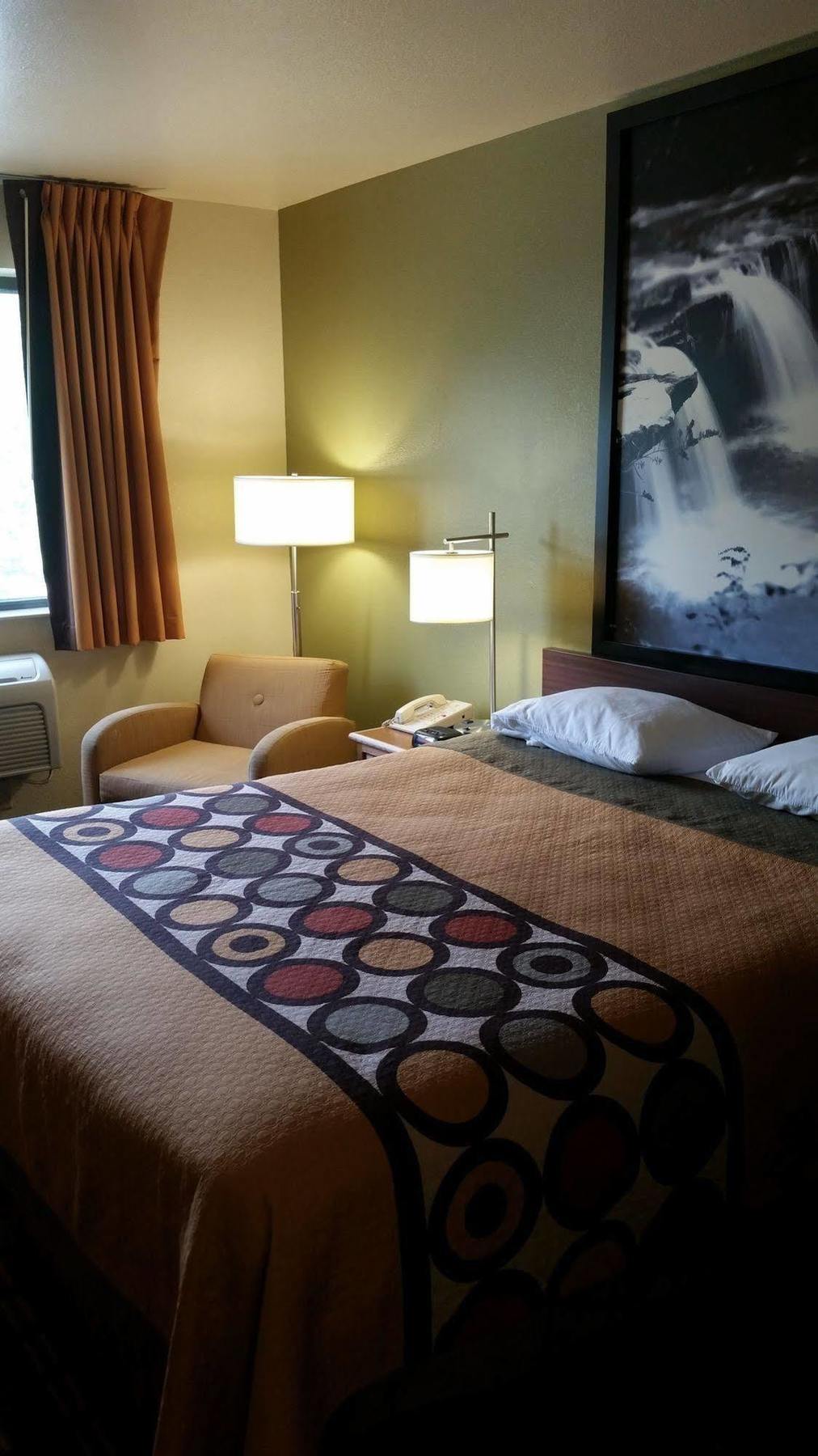 ซูเปอร์ 8 บาย วินด์แฮม วีลลิง Hotel วีลลิ่ง ภายนอก รูปภาพ